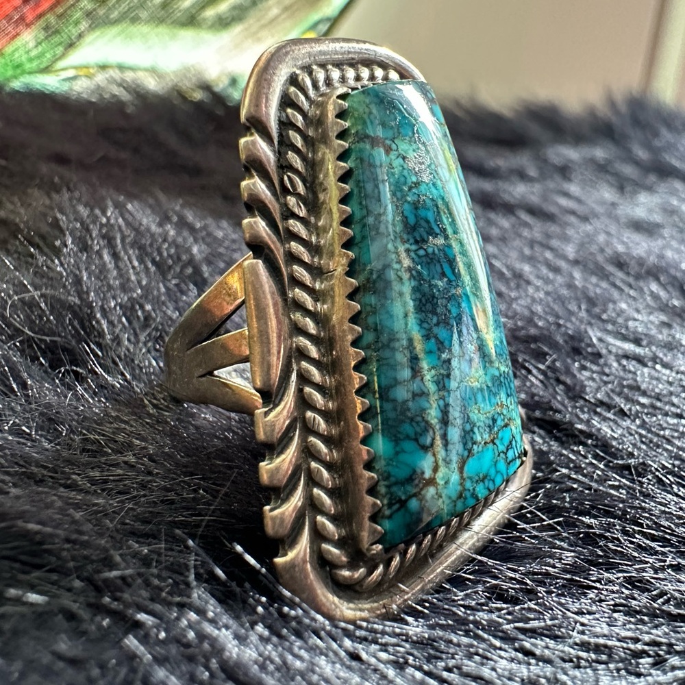Artist signed Turquoise Sterling statement ring - Picture 3 of 8